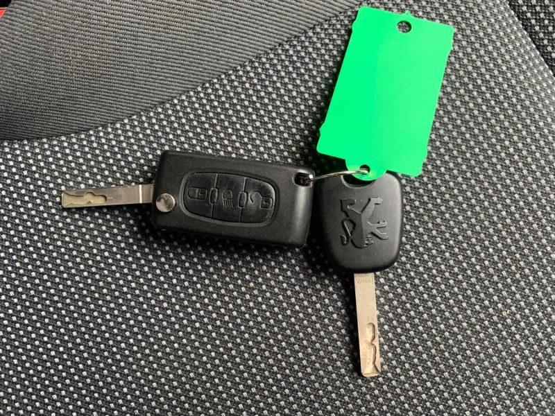 PEUGEOT PARTNER Camionnette 1.6 HDi 90 1560cm3 90cv  2009