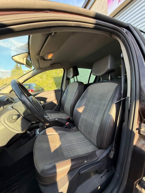 RENAULT CLIO 1.2 TCe 100ch Expression Clim 5p 2011