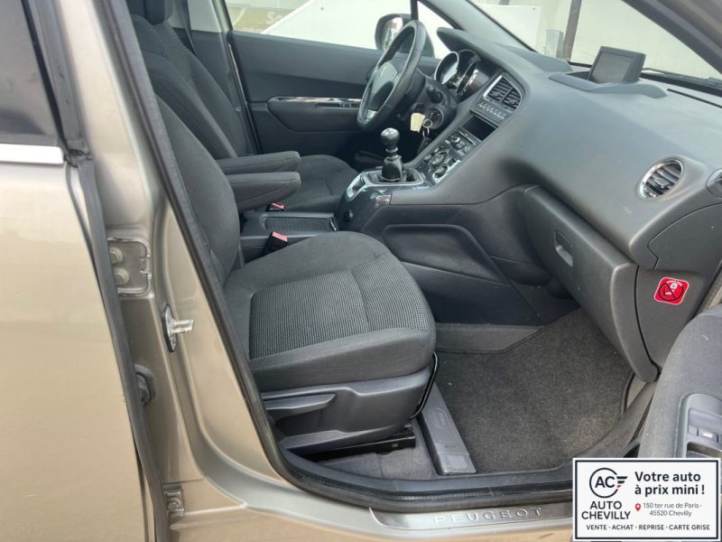 PEUGEOT 5008 2.0 HDI 150 FAP BVM6 ALLURE  