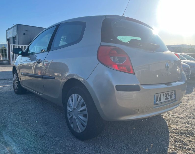 Renault Clio 3 1.5 Dci 85 Ch Garantie