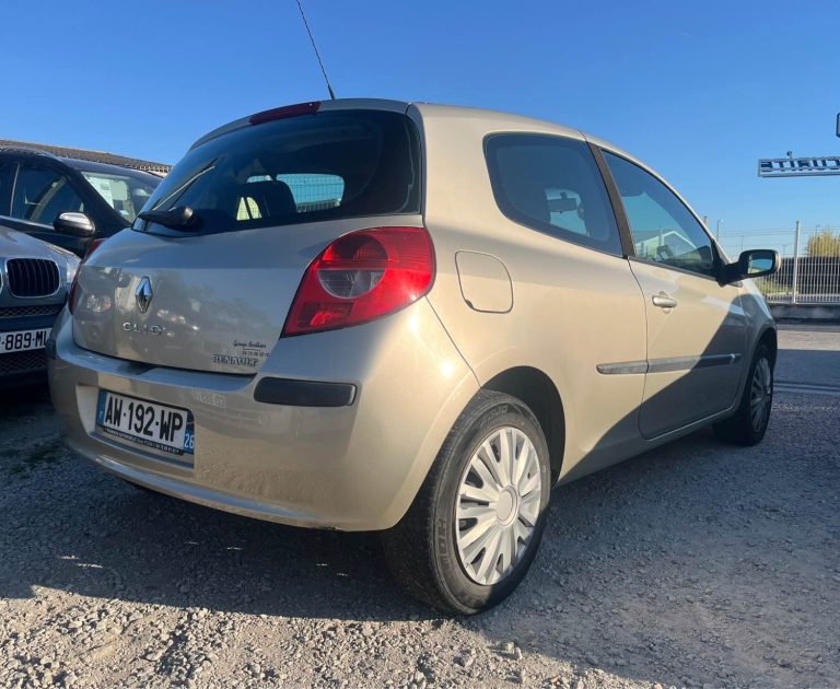 Renault Clio 3 1.5 Dci 85 Ch Garantie