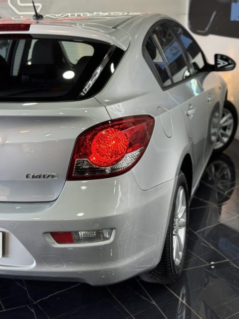 CHEVROLET CRUZE 1.6i - 16V 