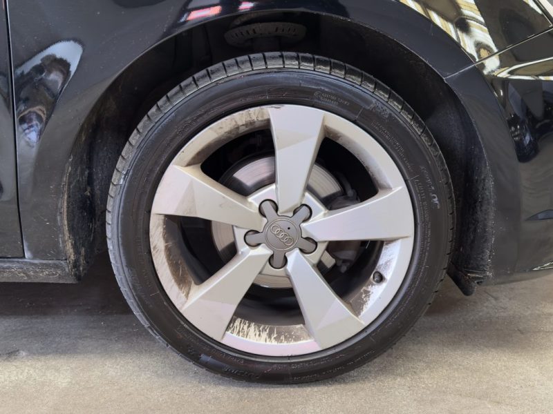 AUDI A1 1.0 TFSI 95ch ultra BVM 3p