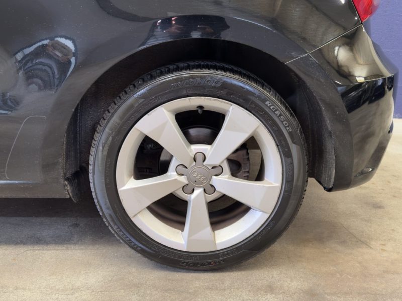 AUDI A1 1.0 TFSI 95ch ultra BVM 3p