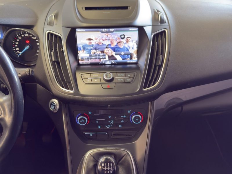 FORD C-MAX 1.5 TDCi 120ch Titanium Entretien Minutieux 