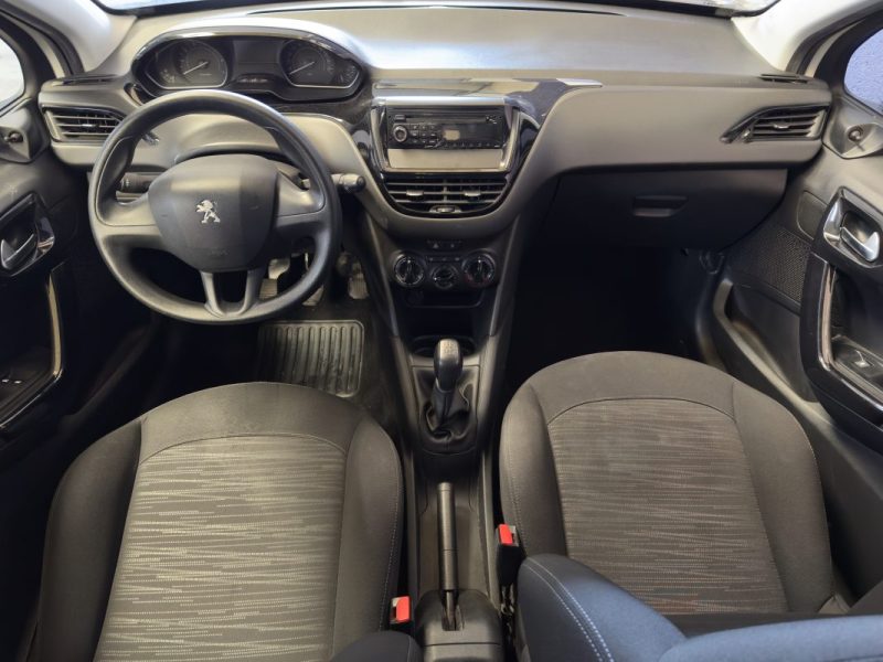 PEUGEOT 208 1.2 68ch Like 3p DISTRIBUTION OK