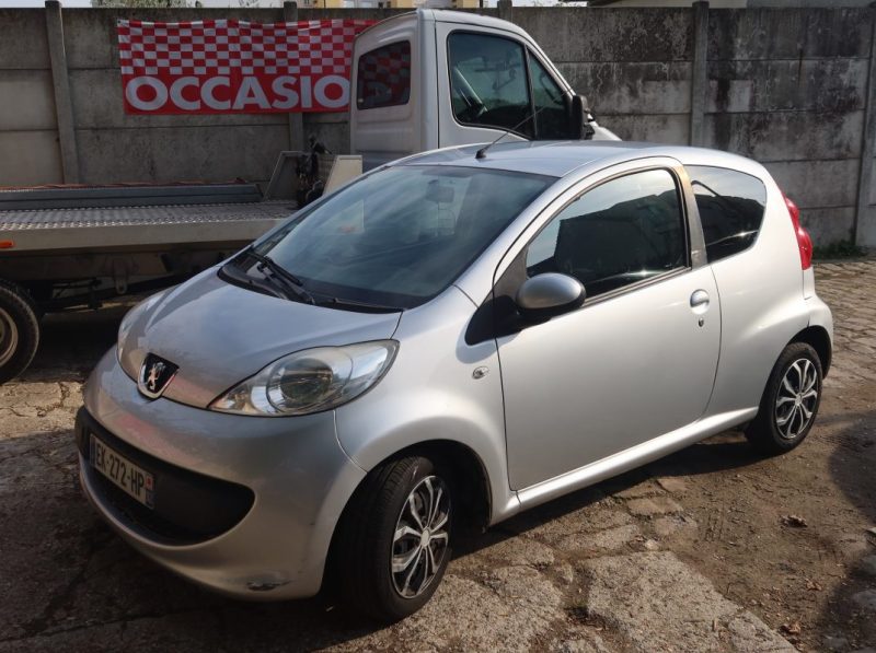 PEUGEOT 107 1.0E 12V TRENDY 2-TRONIC 2008