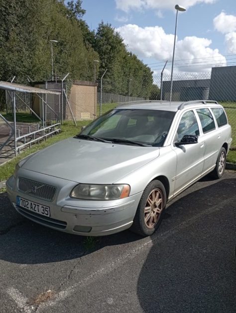VOLVO V70 II D5 2.4 TDi 163cv break Boîte auto  Réservé aux professionnels