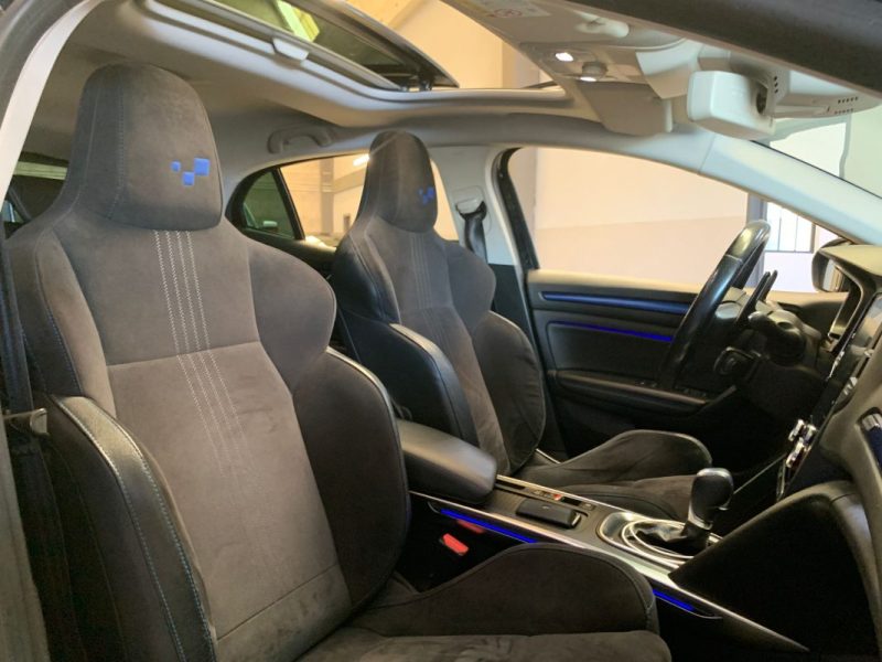  RENAULT MEGANE 4 GT BVA6 1.6 dCi 165ch - Toit ouvrant - Tissu Alcantara - 124 000km  