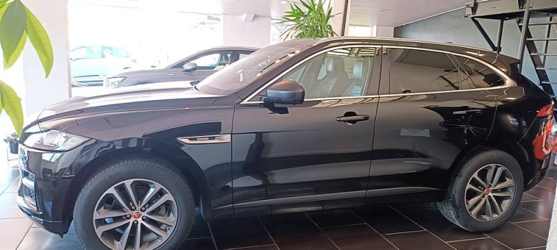 JAGUAR F-PACE 2.0 TD4 AWD BVA8 R-SPORT 180cv