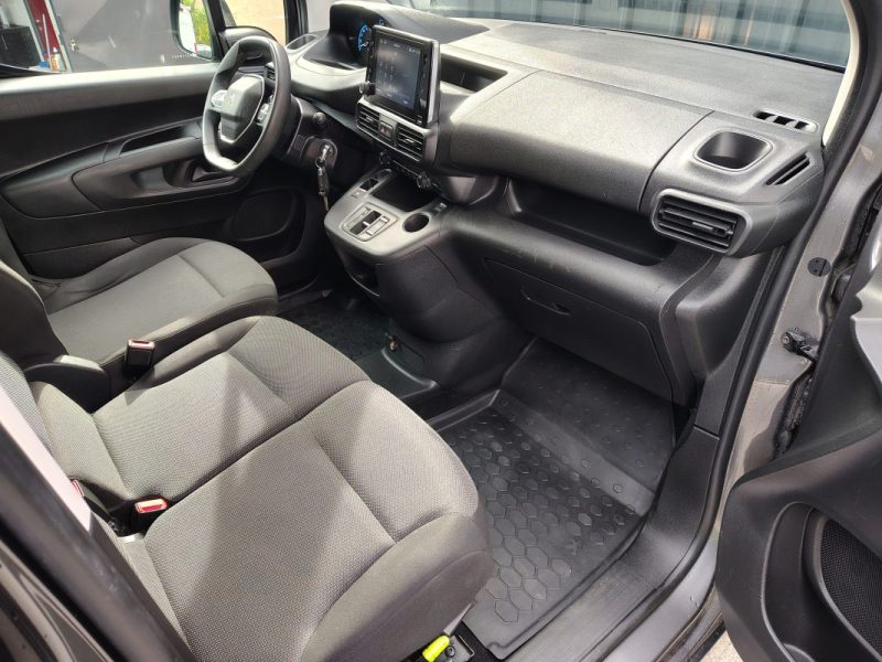 PEUGEOT E-PARTNER Asphalt Standard 136ch (100 kW). Batterie 50 kWh 2022