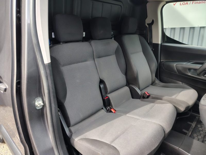 PEUGEOT E-PARTNER Asphalt Standard 136ch (100 kW). Batterie 50 kWh 2022