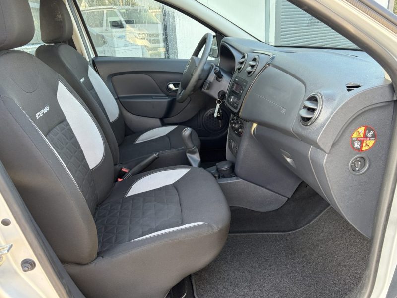 Dacia Sandero II TCe 90ch Urban Stepway Climatisation / Bluetooth 18.000 km 10/2016