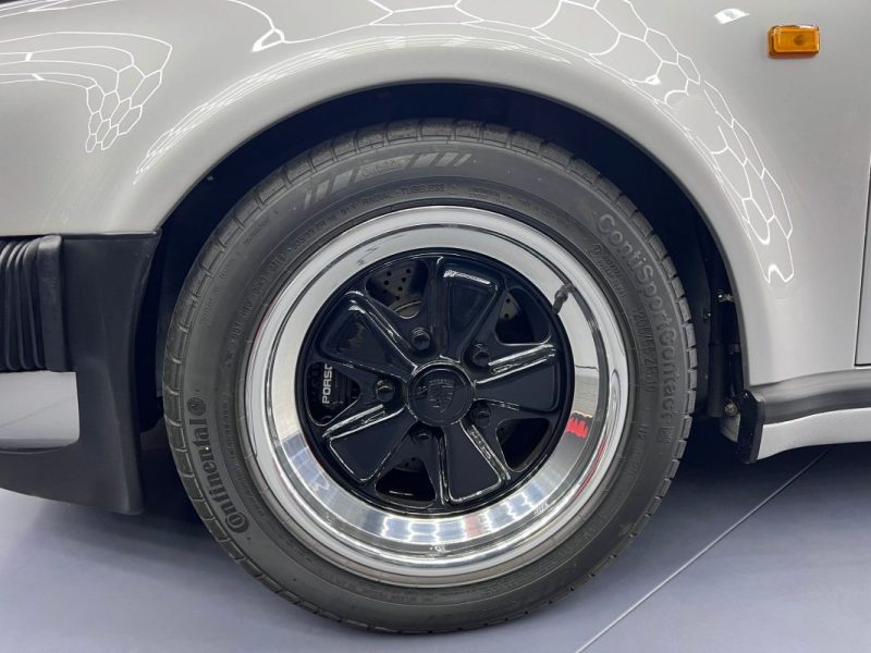 PORSCHE 911 Décapotable 3.3 Turbo (301Cv) 1989