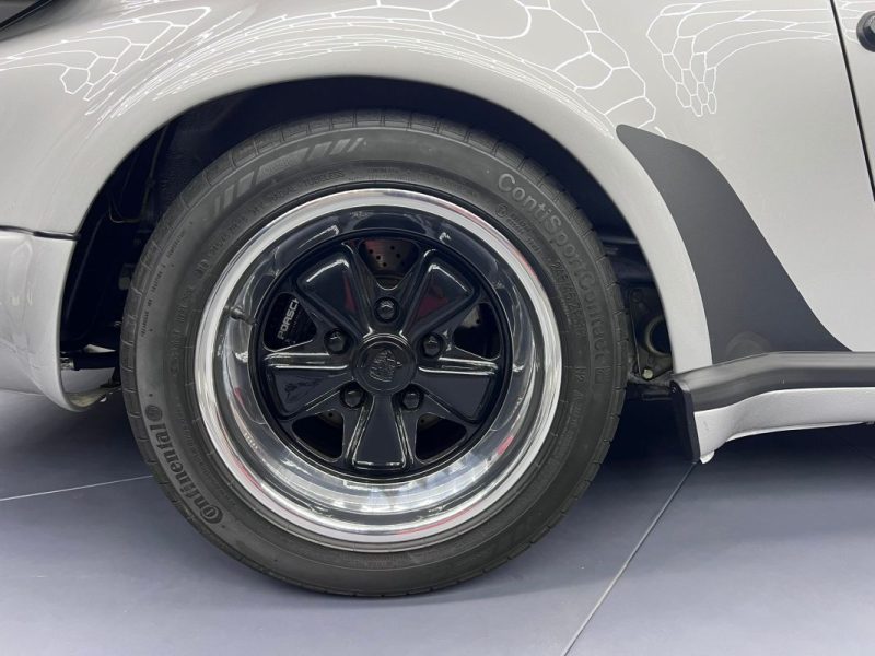 PORSCHE 911 Décapotable 3.3 Turbo (301Cv) 1989