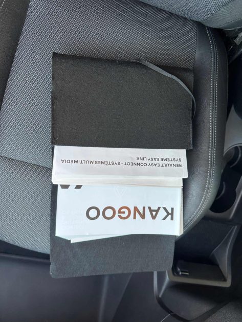 RENAULT KANGOO 3 1.3i - 16V TURBO TCE 130 2023 boite auto