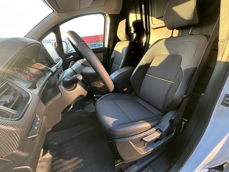 RENAULT KANGOO 3 1.3i - 16V TURBO TCE 130 2023 boite auto