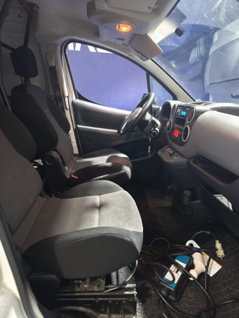 CITROEN CITROEN E BERLINGO CONFORT 75 Cv - ELECTRIQUE - AUTONOMIE 140 KMS   E-Berlingo M Feel Nav Gris Shark/Brun Moka 2020