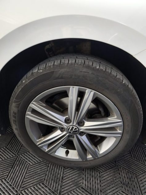 VOLKSWAGEN VW POLO 1.0 TSI 110 Cv - ENTRETIEN A JOUR - CLIM - RADAR AV ET AR  1.0 TSI 110 CARAT 2020