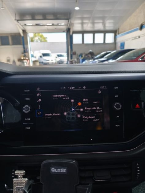 VOLKSWAGEN VW POLO 1.0 TSI 110 Cv - ENTRETIEN A JOUR - CLIM - RADAR AV ET AR  1.0 TSI 110 CARAT 2020