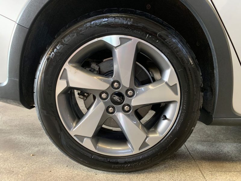 FORD FOCUS SW BVA8 2.0 EcoBlue 150ch ST-Line Business