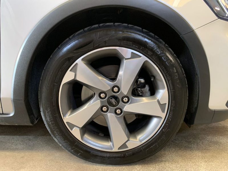 FORD FOCUS SW BVA8 2.0 EcoBlue 150ch ST-Line Business