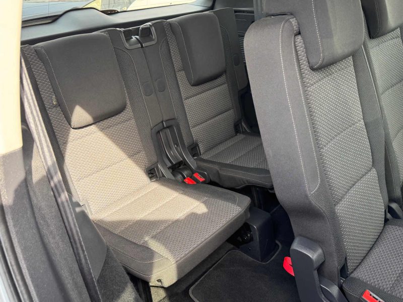 VOLKSWAGEN TOURAN 1.6 TDI 115ch Confortline 7 places TVA 2018