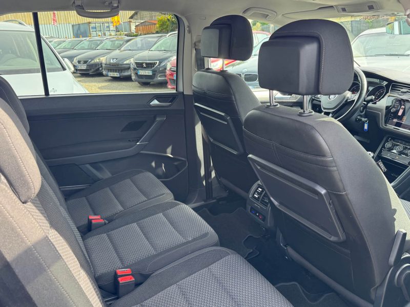 VOLKSWAGEN TOURAN 1.6 TDI 115ch Confortline 7 places TVA 2018