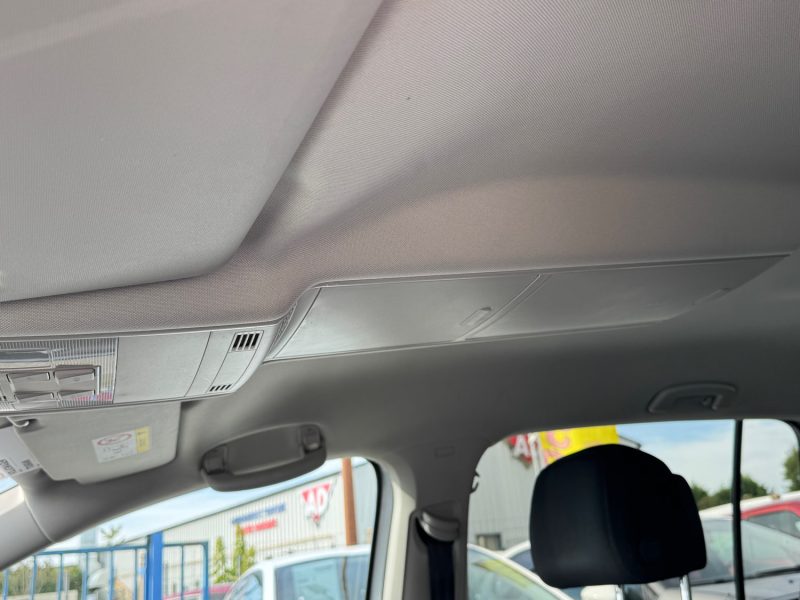 VOLKSWAGEN TOURAN 1.6 TDI 115ch Confortline 7 places TVA 2018