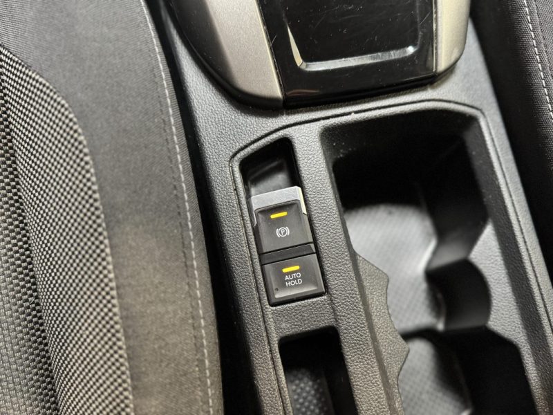 VOLKSWAGEN T-ROC 1.0 TSI 115ch LOUNGE - 1 ERE MAIN / CARPLAY