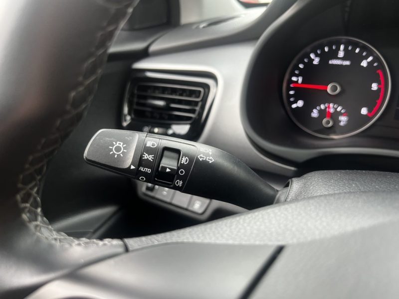 KIA Stonic Active 115cv Carplay Caméra de recul