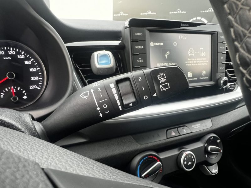 KIA Stonic Active 115cv Carplay Caméra de recul