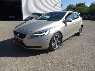 VOLVO V40 T2 122ch Itëk Edition Geartronic 2018