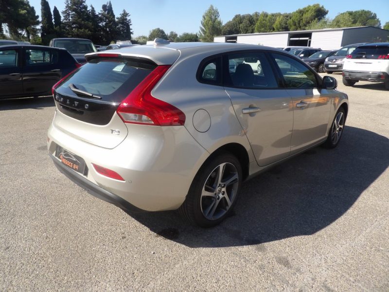 VOLVO V40 T2 122ch Itëk Edition Geartronic 2018