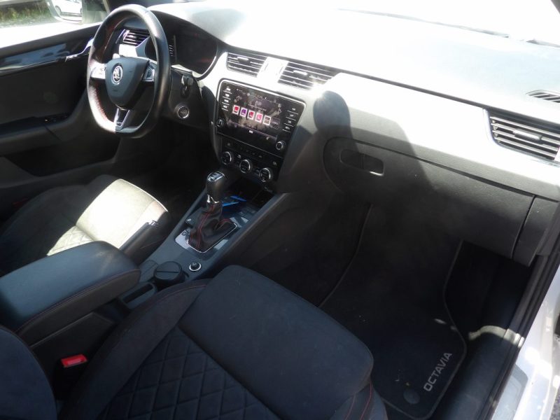 SKODA OCTAVIA COMBI 2.0 TDI 184 RS DSG 2019