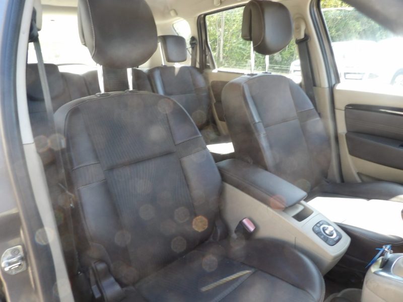 RENAULT MEGANE SCENIC 1.9 dCi 130ch FAP Dynamique eco² Euro5 2011