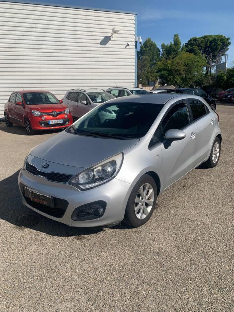 KIA RIO 1.4 CRDI 90 ACTIVE 2015