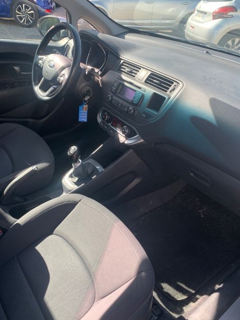 KIA RIO 1.4 CRDI 90 ACTIVE 2015