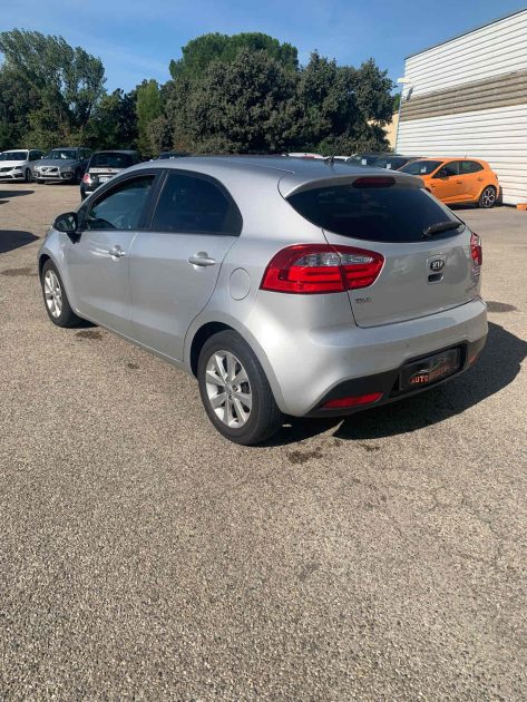 KIA RIO 1.4 CRDI 90 ACTIVE 2015