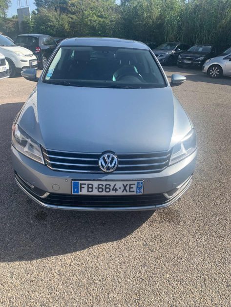 VOLKSWAGEN PASSAT 2.0 TDI 140ch BlueMotion Technology FAP Carat DSG6 2013