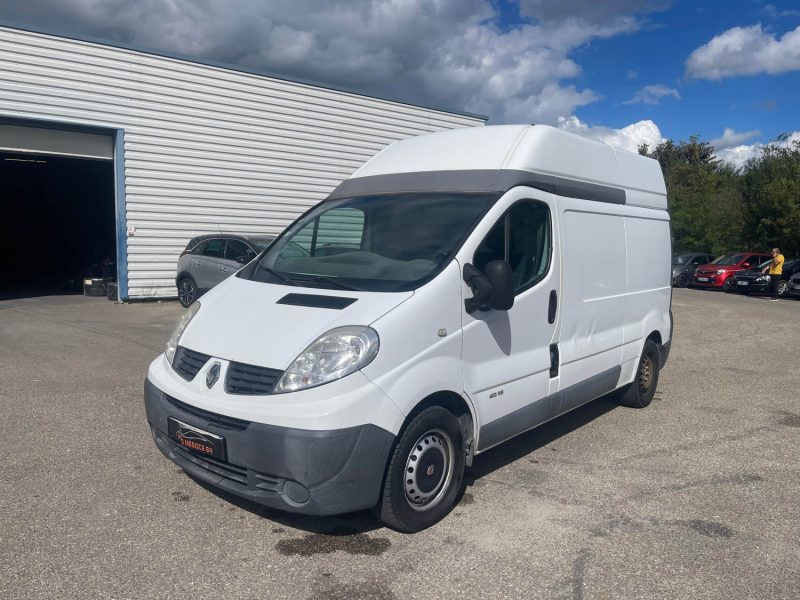 RENAULT TRAFIC CONFORT L2H2 2.0DCI 115 2011