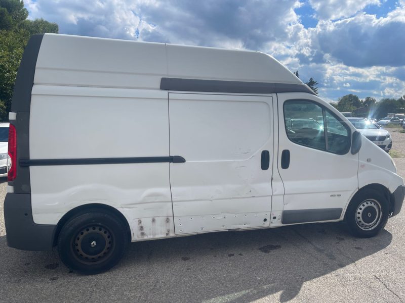 RENAULT TRAFIC CONFORT L2H2 2.0DCI 115 2011