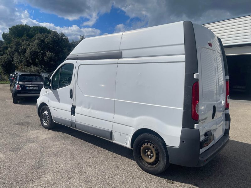 RENAULT TRAFIC CONFORT L2H2 2.0DCI 115 2011