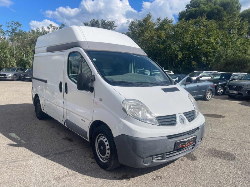 RENAULT TRAFIC CONFORT L2H2 2.0DCI 115 2011