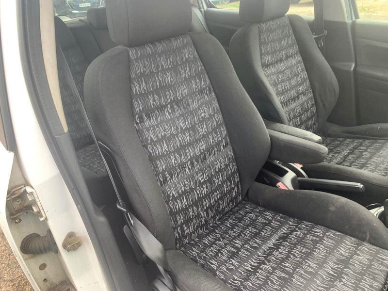 PEUGEOT 307 307 2.0 HDI XR PRESENCE 2003