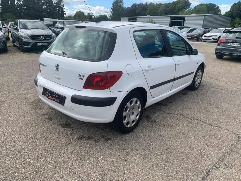 PEUGEOT 307 307 2.0 HDI XR PRESENCE 2003
