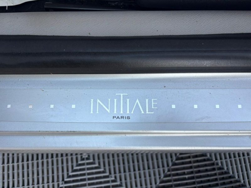 RENAULT TWINGO 1.2 INITIALE  75CV BVA FAIBLE KILOMETRAGE GARANTIE 12 MOIS 