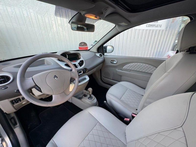 RENAULT TWINGO 1.2 INITIALE  75CV BVA FAIBLE KILOMETRAGE GARANTIE 12 MOIS 