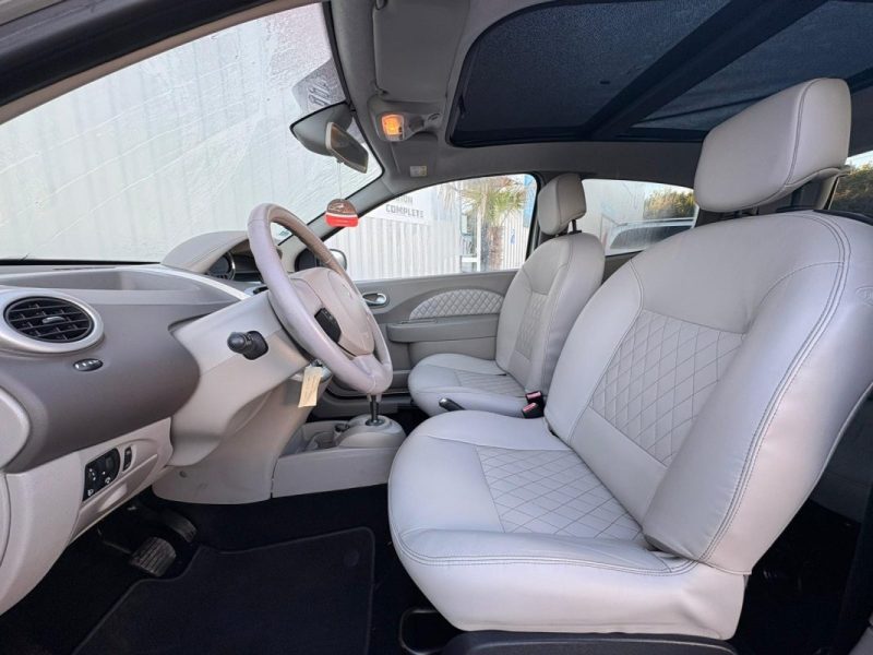 RENAULT TWINGO 1.2 INITIALE  75CV BVA FAIBLE KILOMETRAGE GARANTIE 12 MOIS 