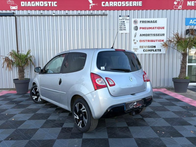 RENAULT TWINGO 1.2 INITIALE  75CV BVA FAIBLE KILOMETRAGE GARANTIE 12 MOIS 